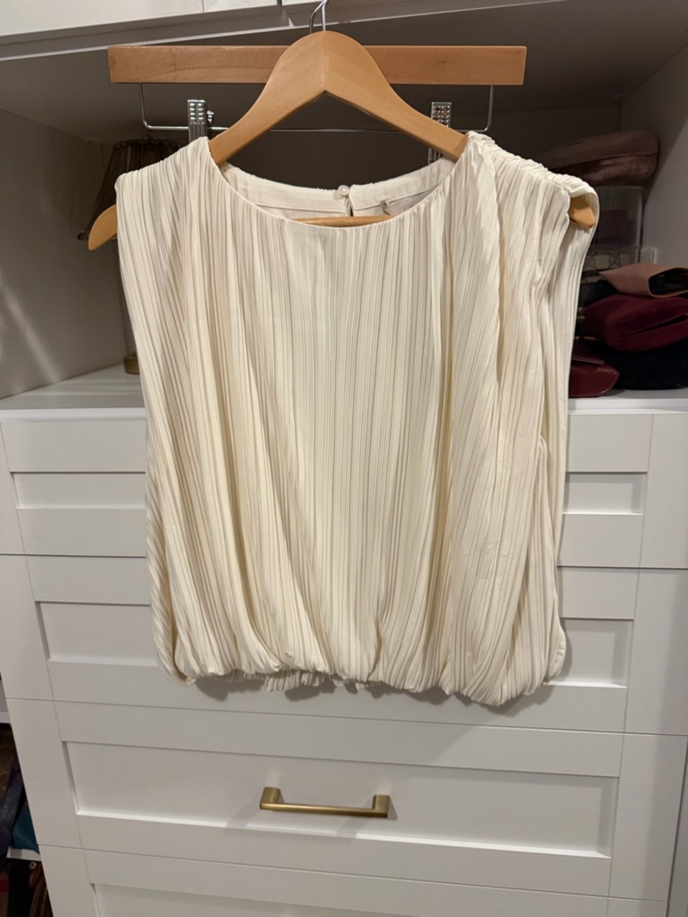 LOFT Cream Sleeveless Pleated Blouse - Picture 4 of 9